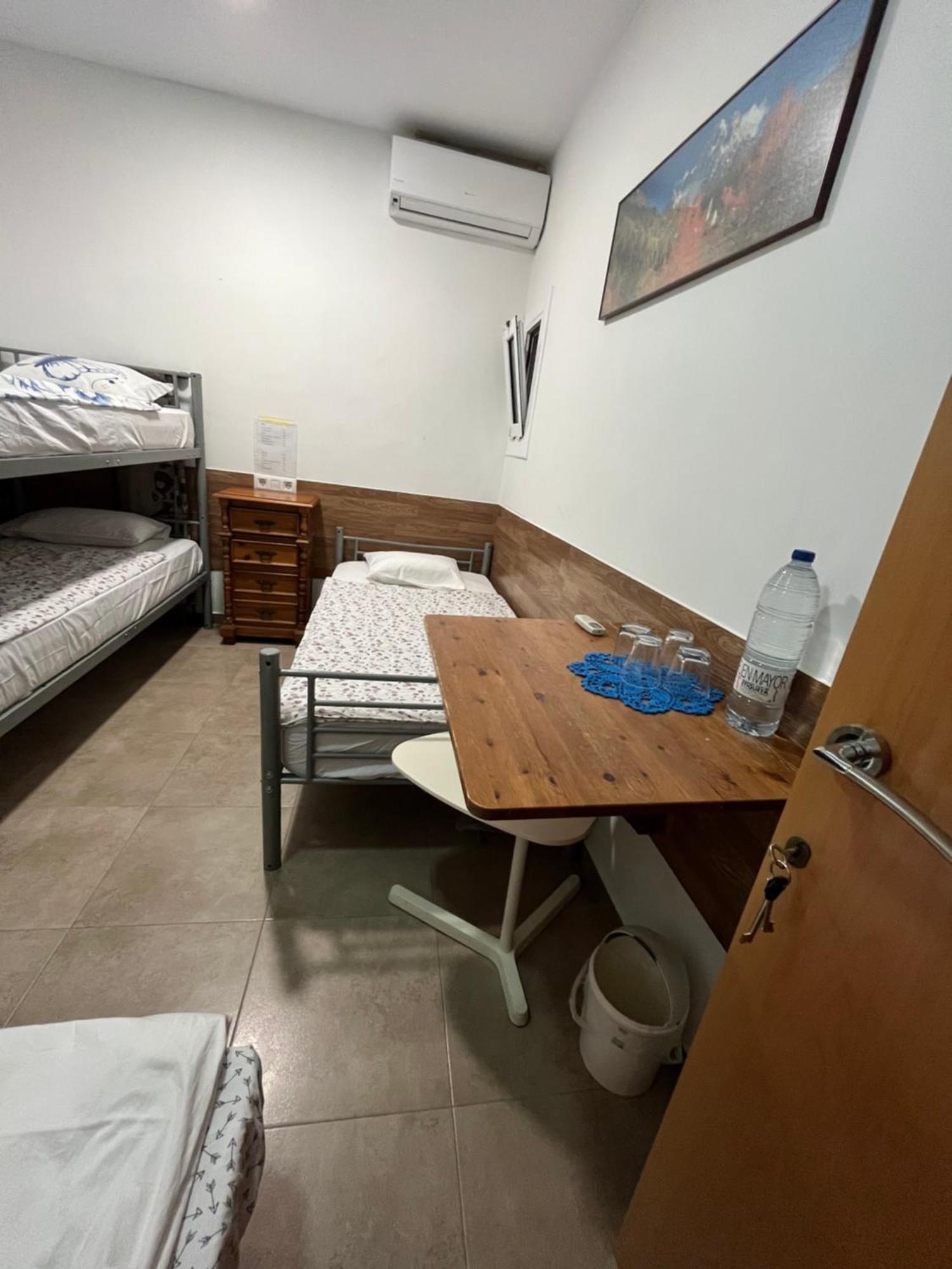 Cozy Room Next To El Prat Airport Ελ Πρατ ντε Λομπρεγκάτ Εξωτερικό φωτογραφία